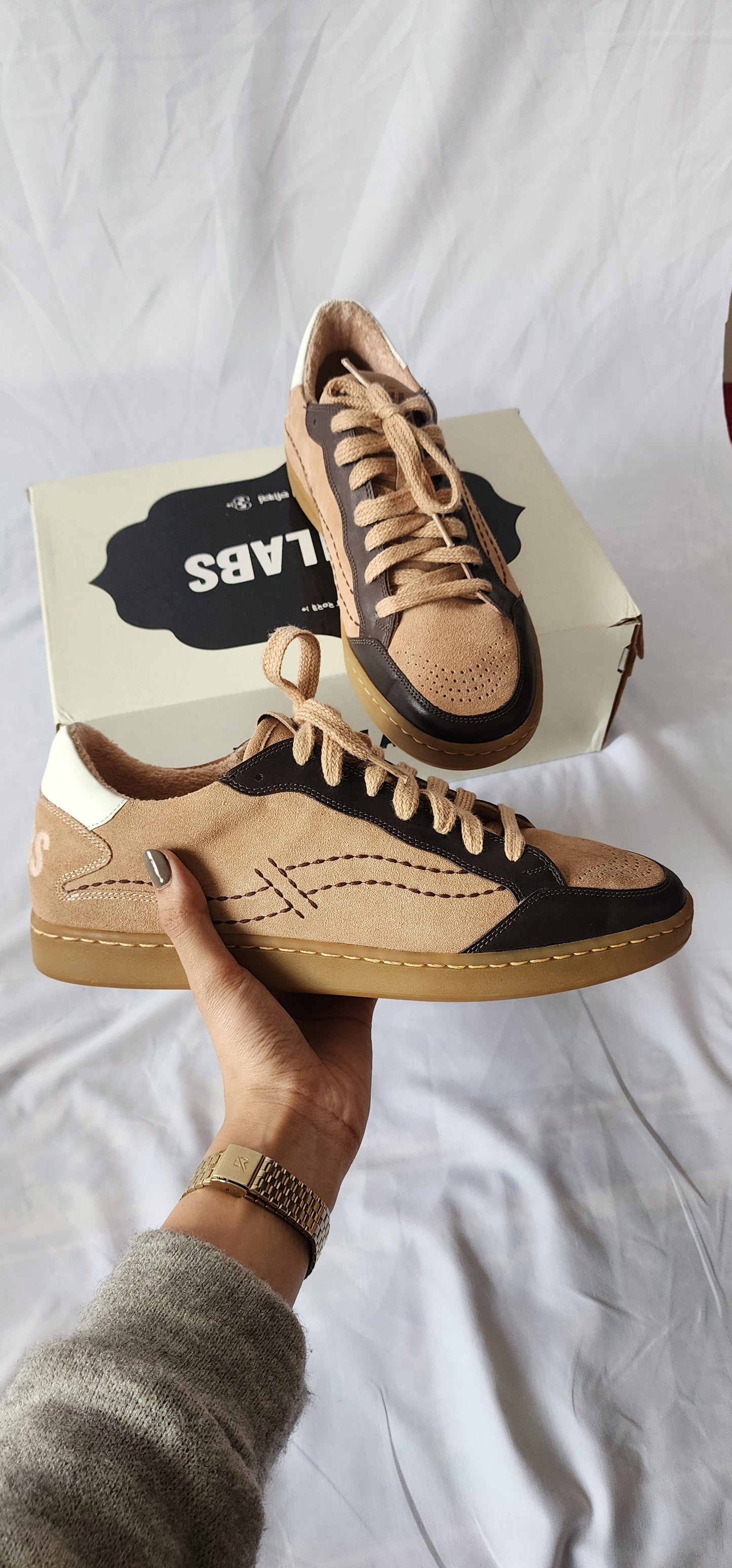 Gully Labs Brown