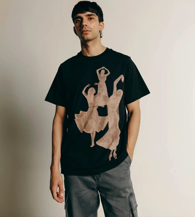 NO GREY AREA
Moonless Night Surrealist Dancing T-shirt
