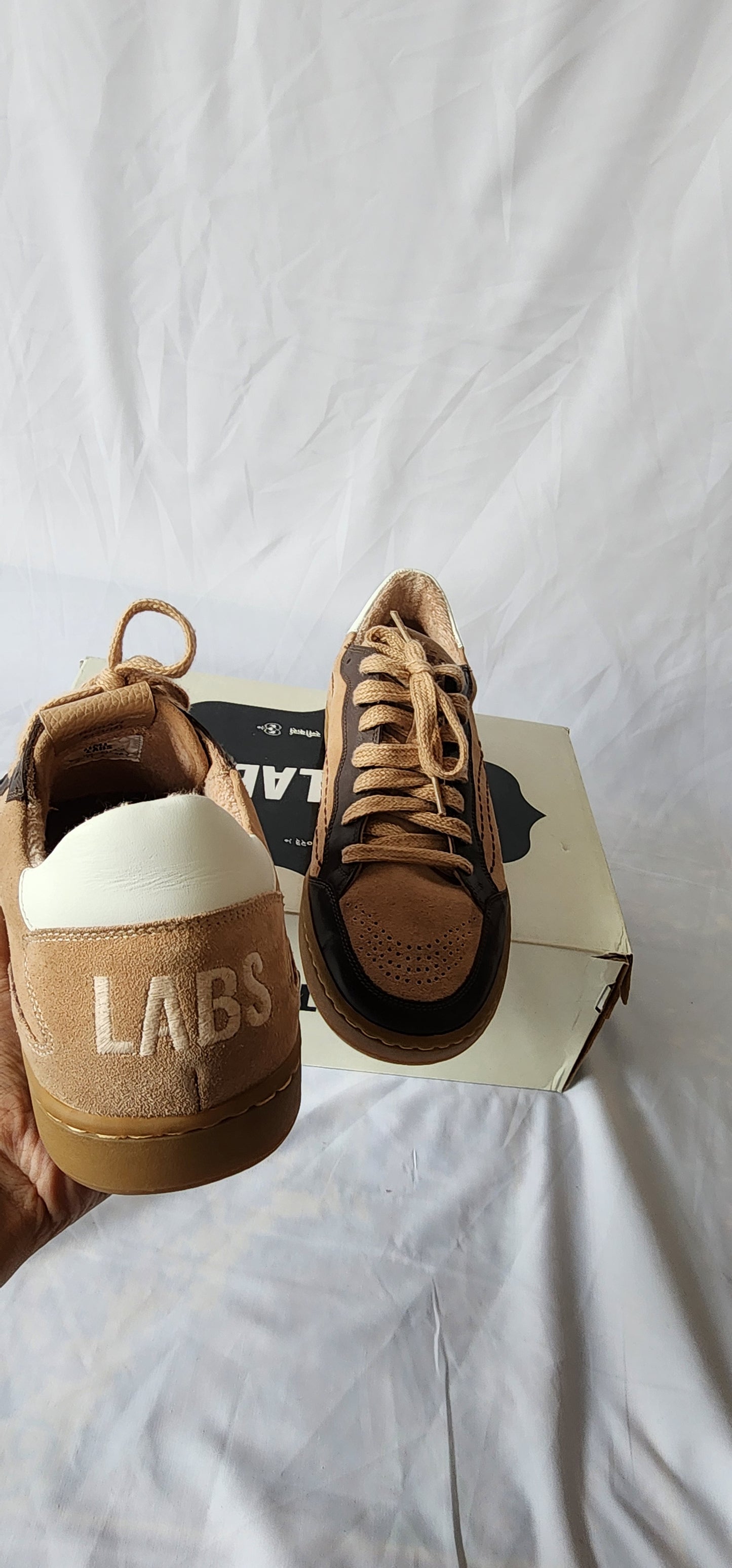 Gully Labs Brown