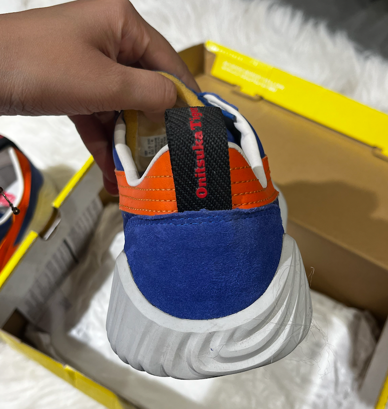 Onitsuka Acromount Tuna Blue Habanero Sneakes