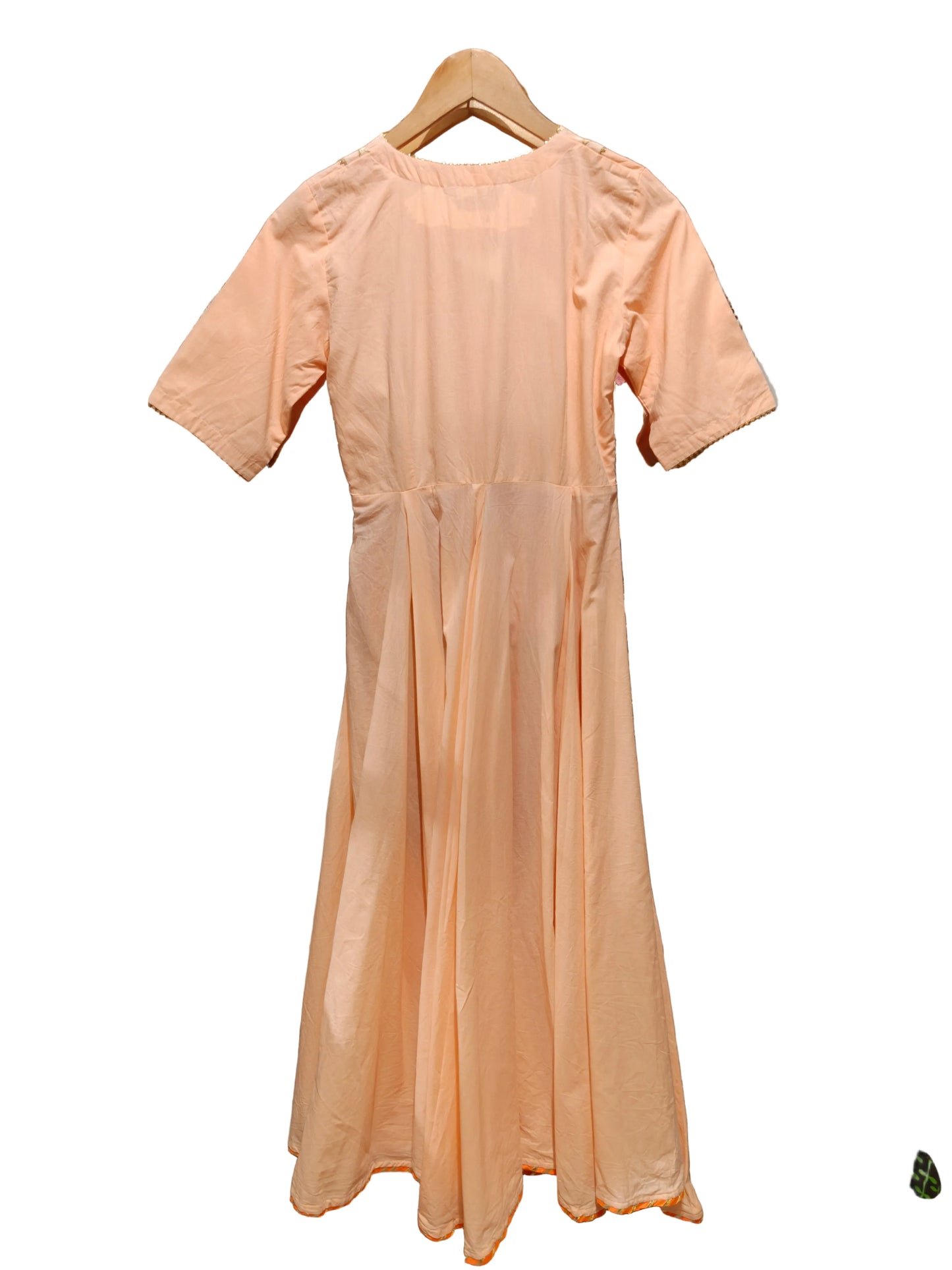 Bunaai Peach Kurta With Dupatta