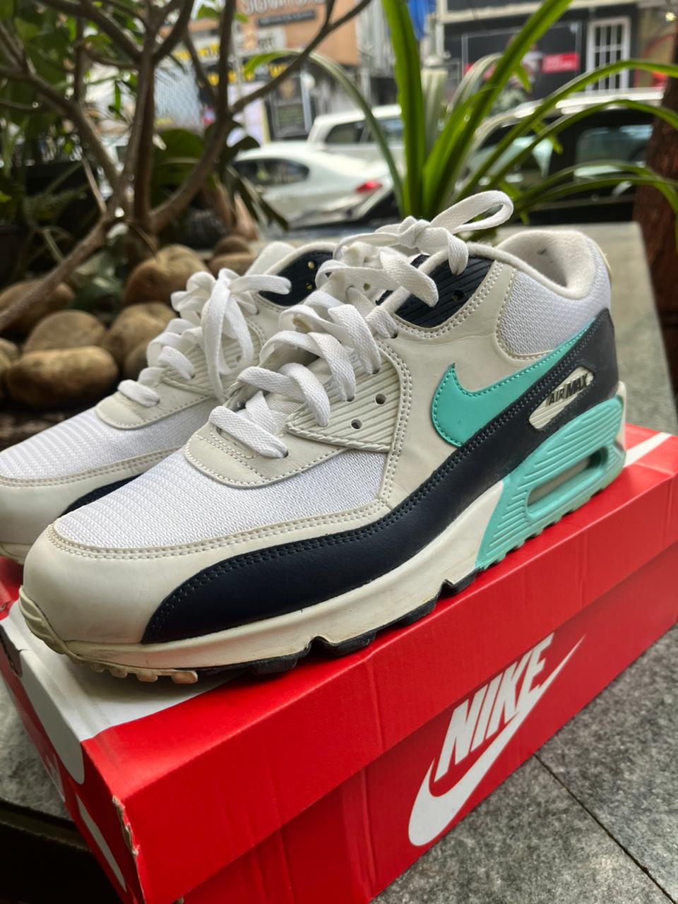 Nike Air Max 90 "Aurora" Sneakers