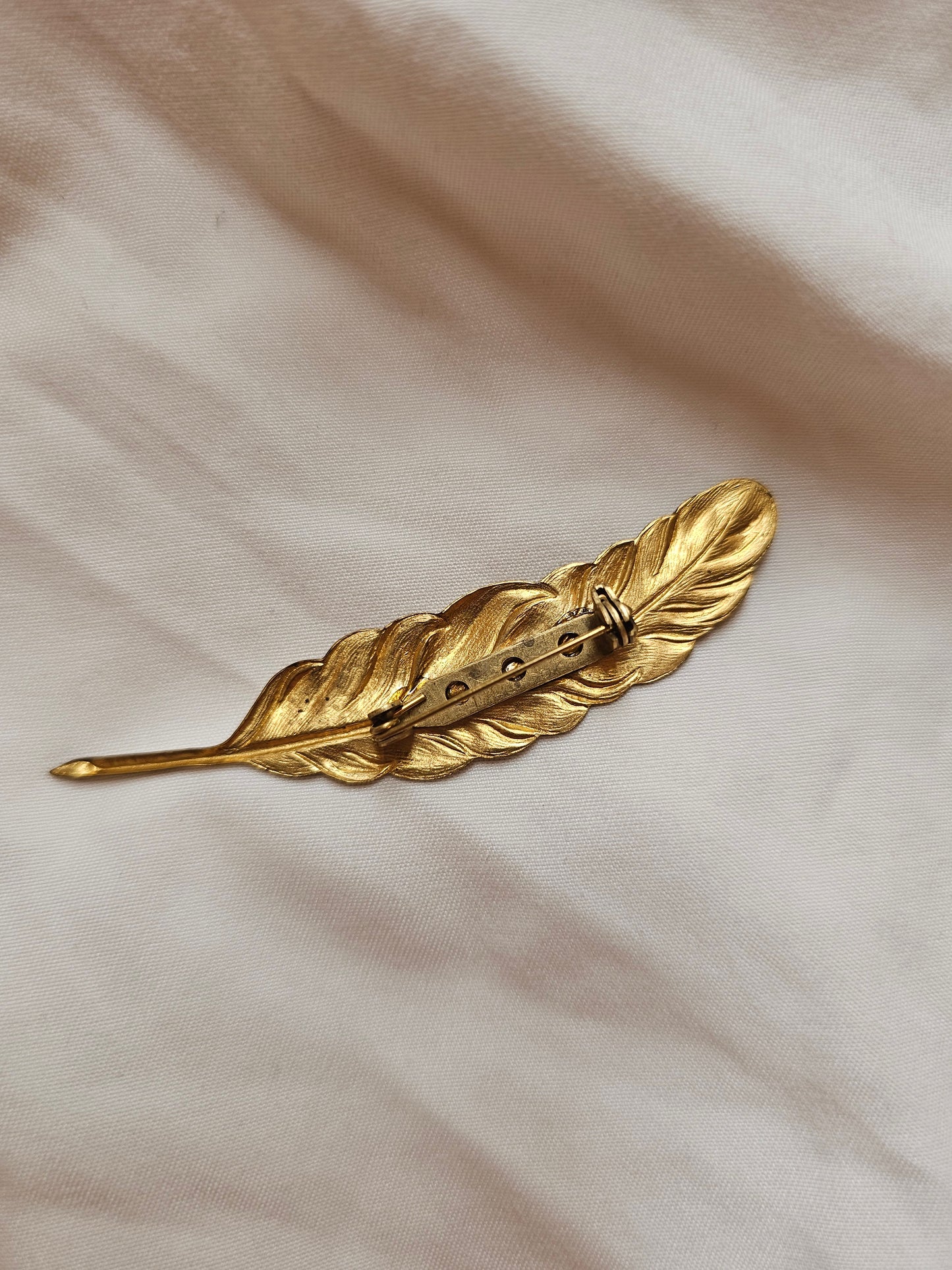 Vintage Gold Feather Brooch Pin