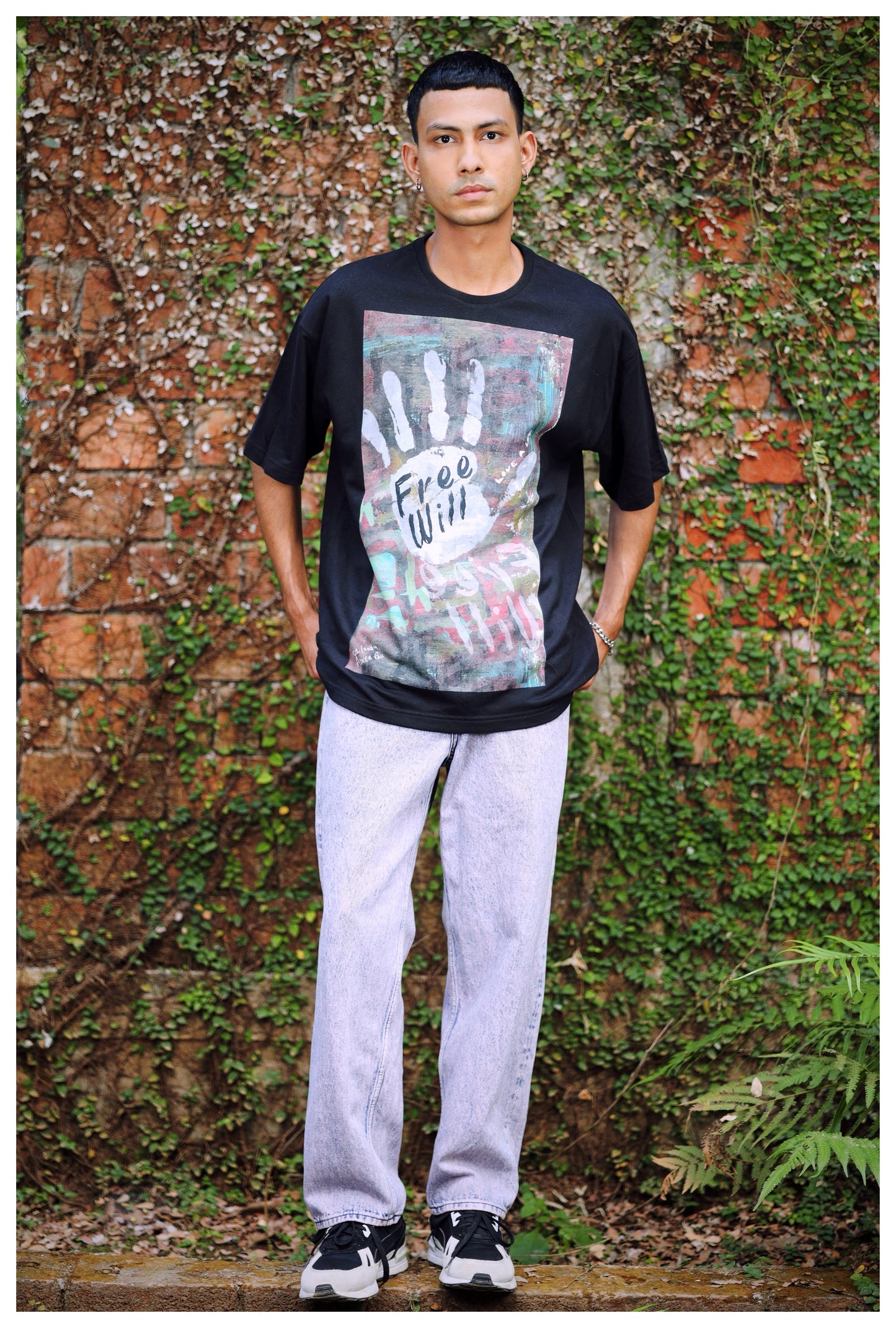 Love A Lot Black Printed Tee