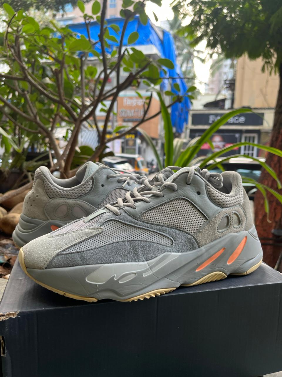 STREET HEAT -YEEZY RAFFLE TICKETS! 👟