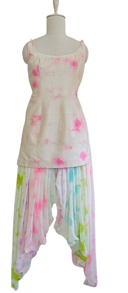 Akanksha Gajaria Tie Dye Kurta With Patiala