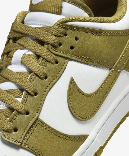 Nike
Dunk Low "Pacific Moss" sneakers