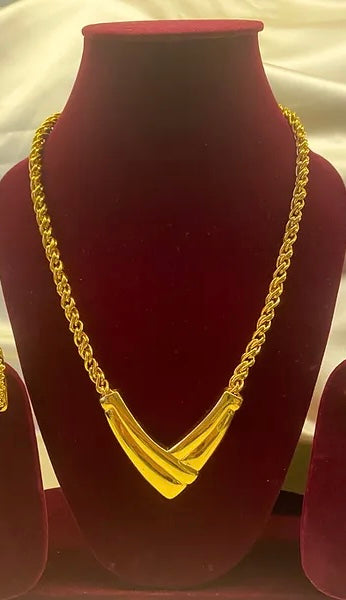 1960s NAPIER (signed) Chevron Necklace