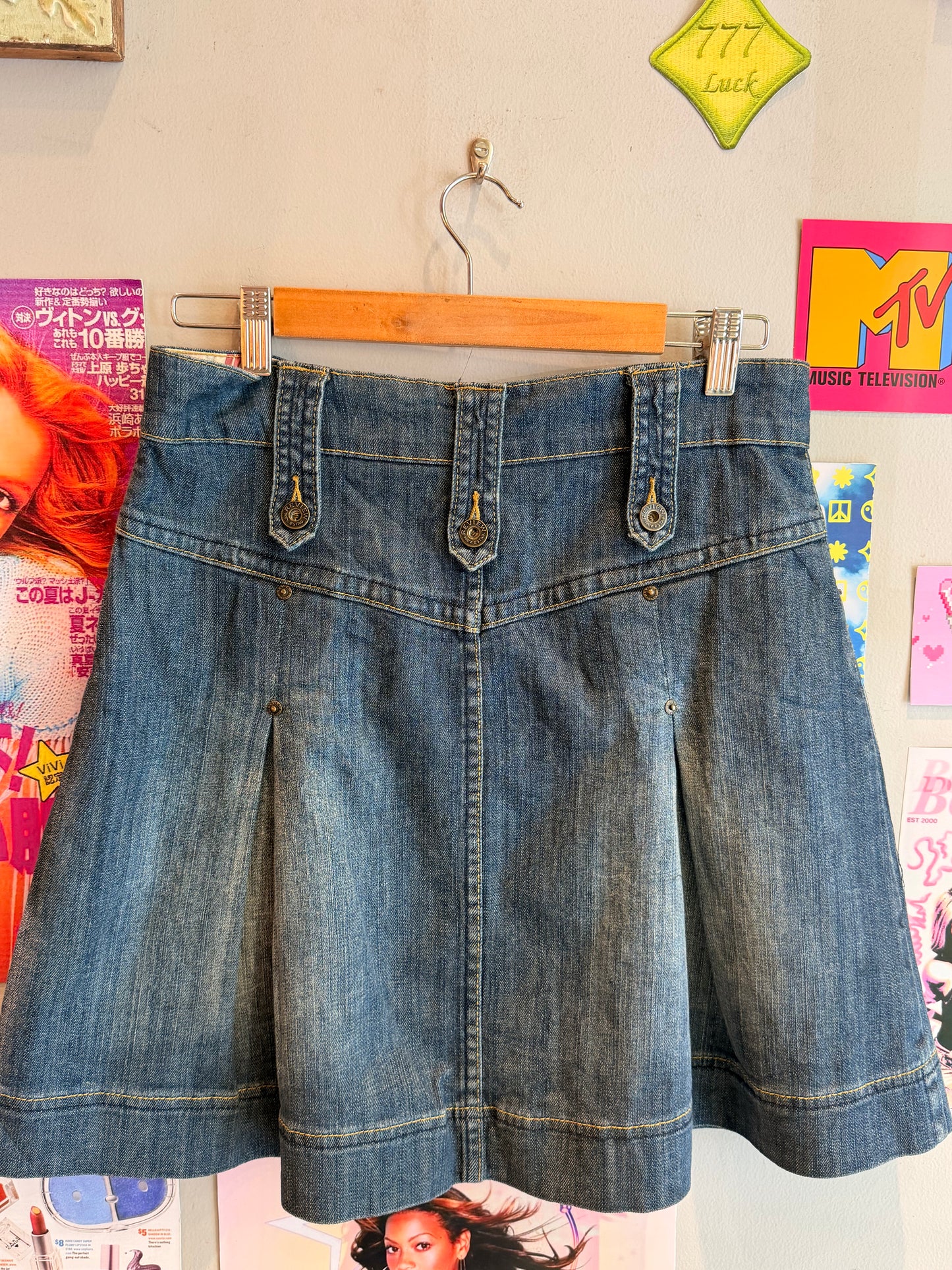 Y2K Box Pleated
