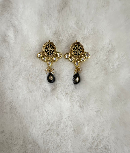 Vintage Fusion Kundan Earrings