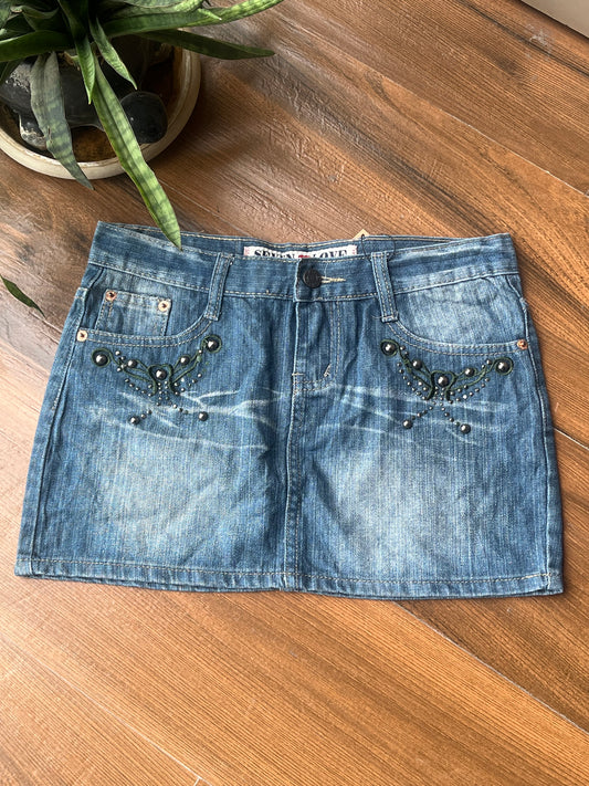 Embroidered Pockets Skirt