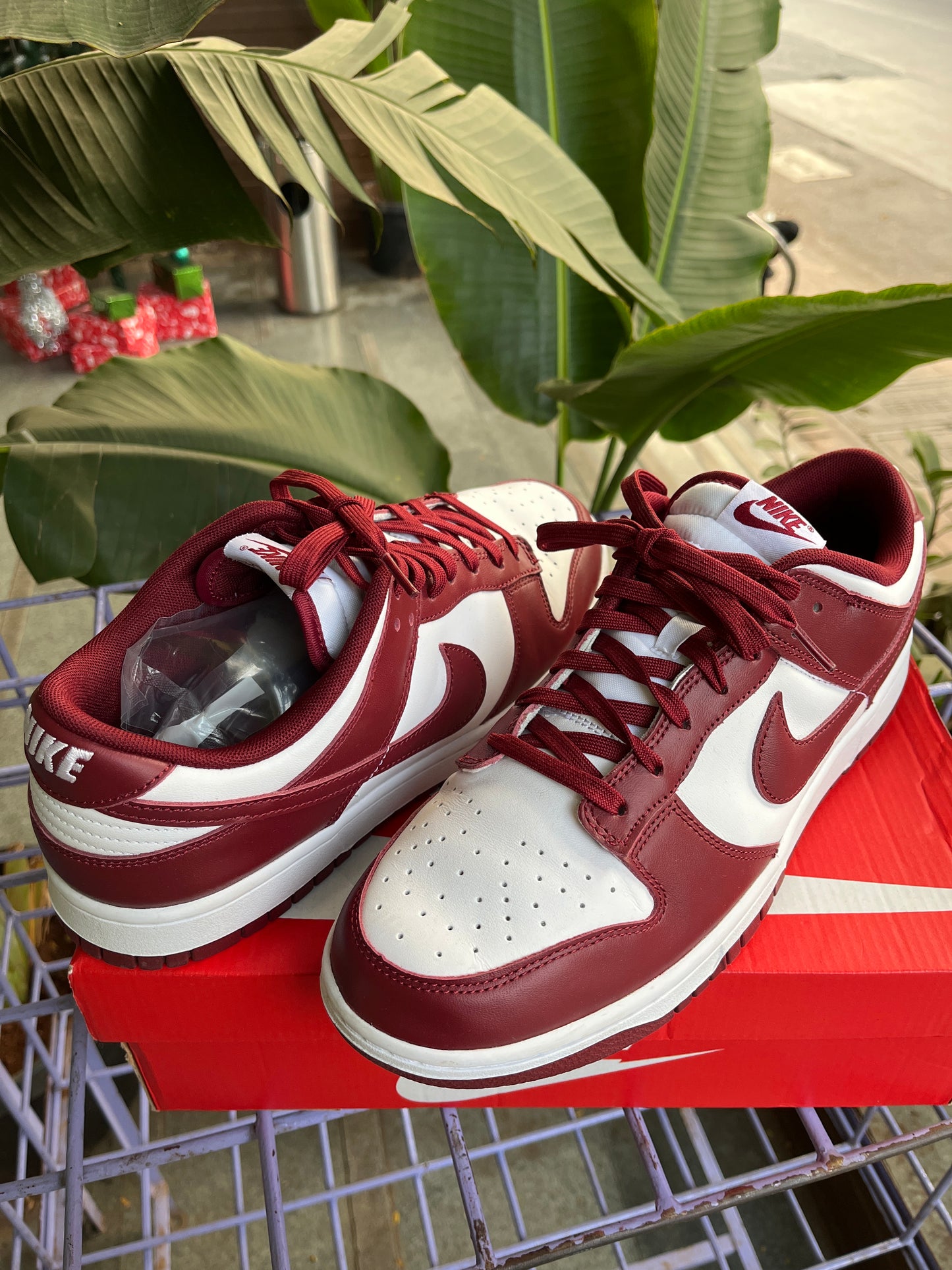 Nike Men's Dunk Low Retro Sneaker