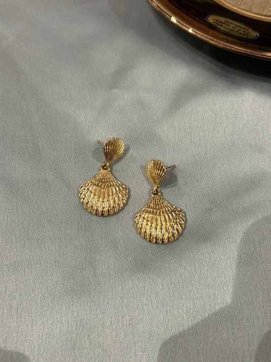 Shell Earrings