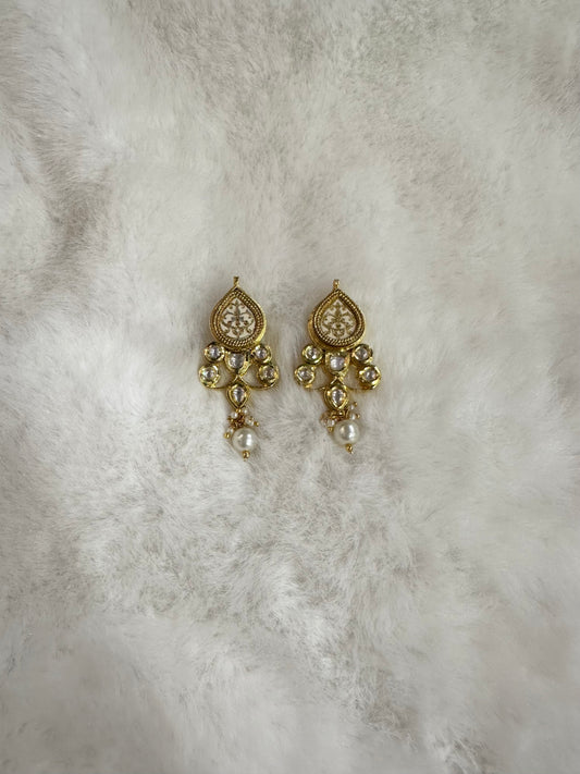 Kumudini Kundan Earrings With Pearl Detailing