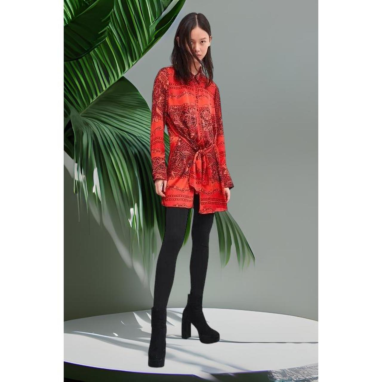 Zara Women's Red and Black Blouse
