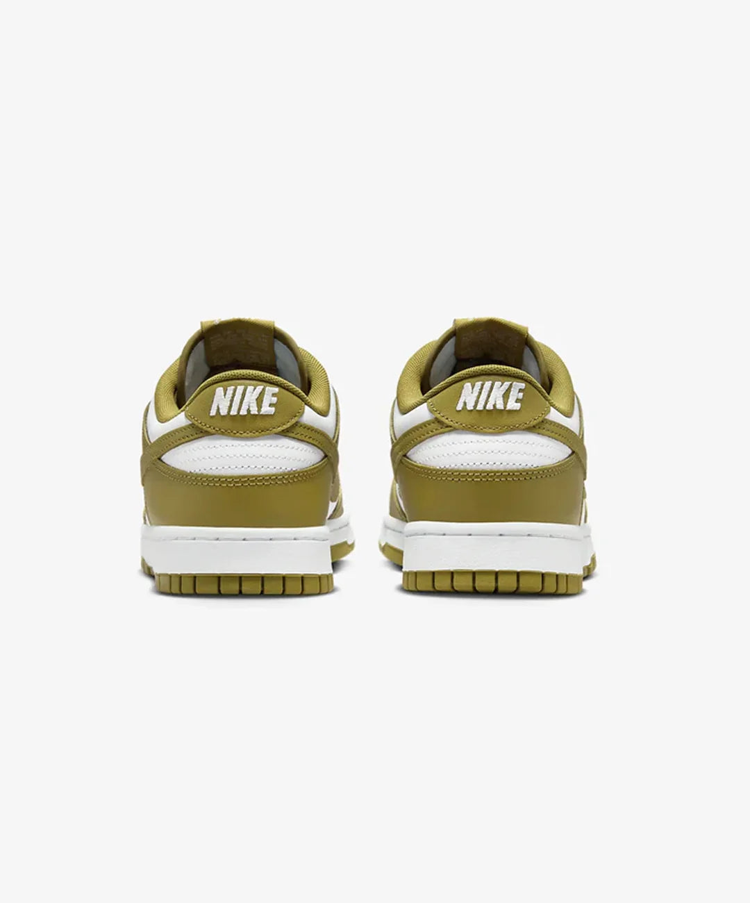 Nike
Dunk Low "Pacific Moss" sneakers