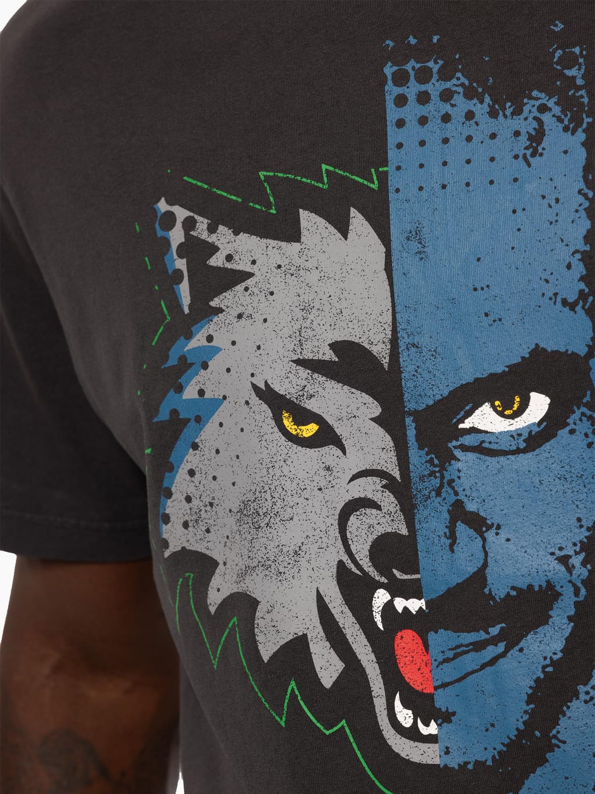 Unisex Wolf Tee