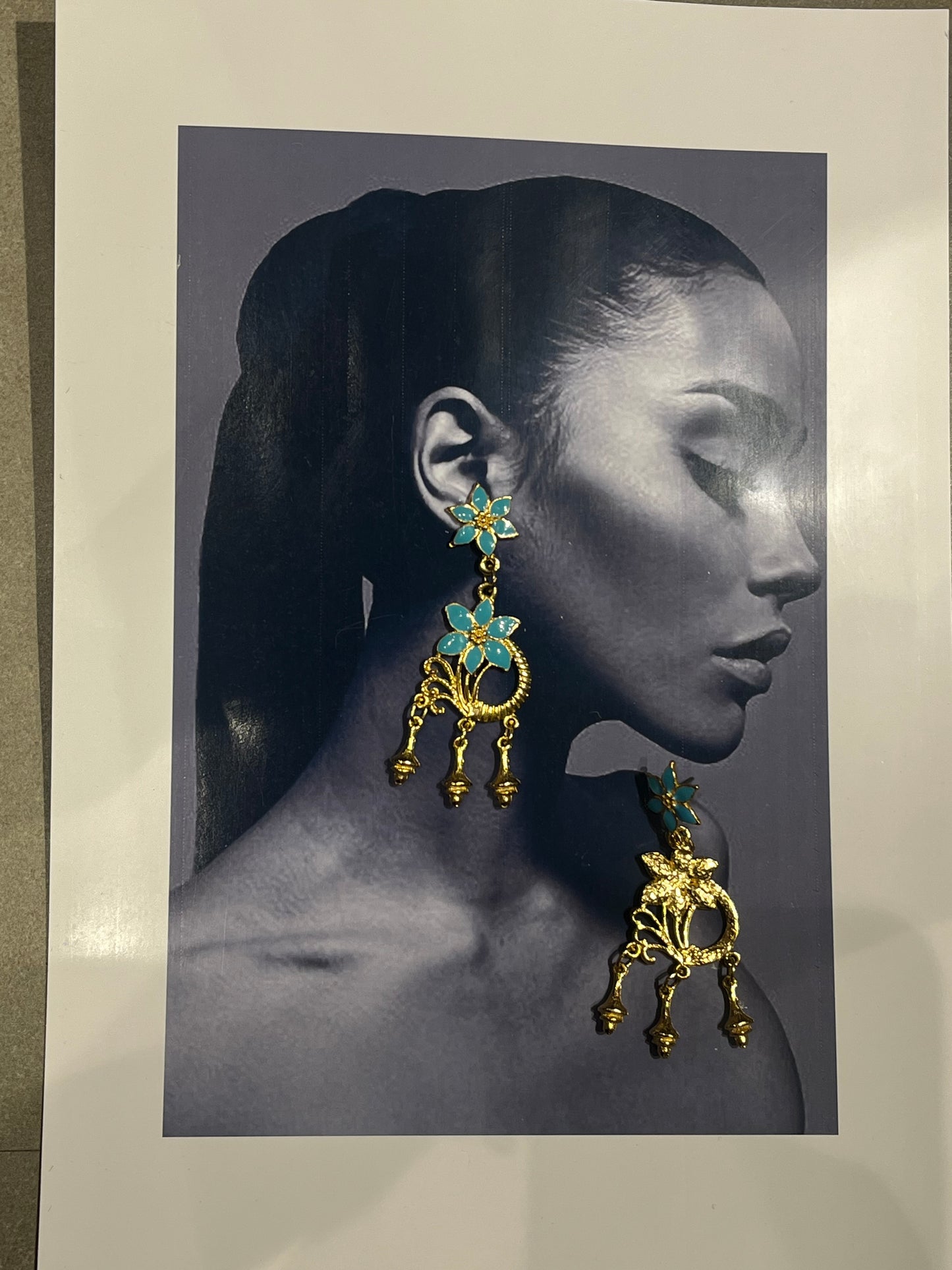 Frank Usher Turquoise Daisy Dangler Earrings