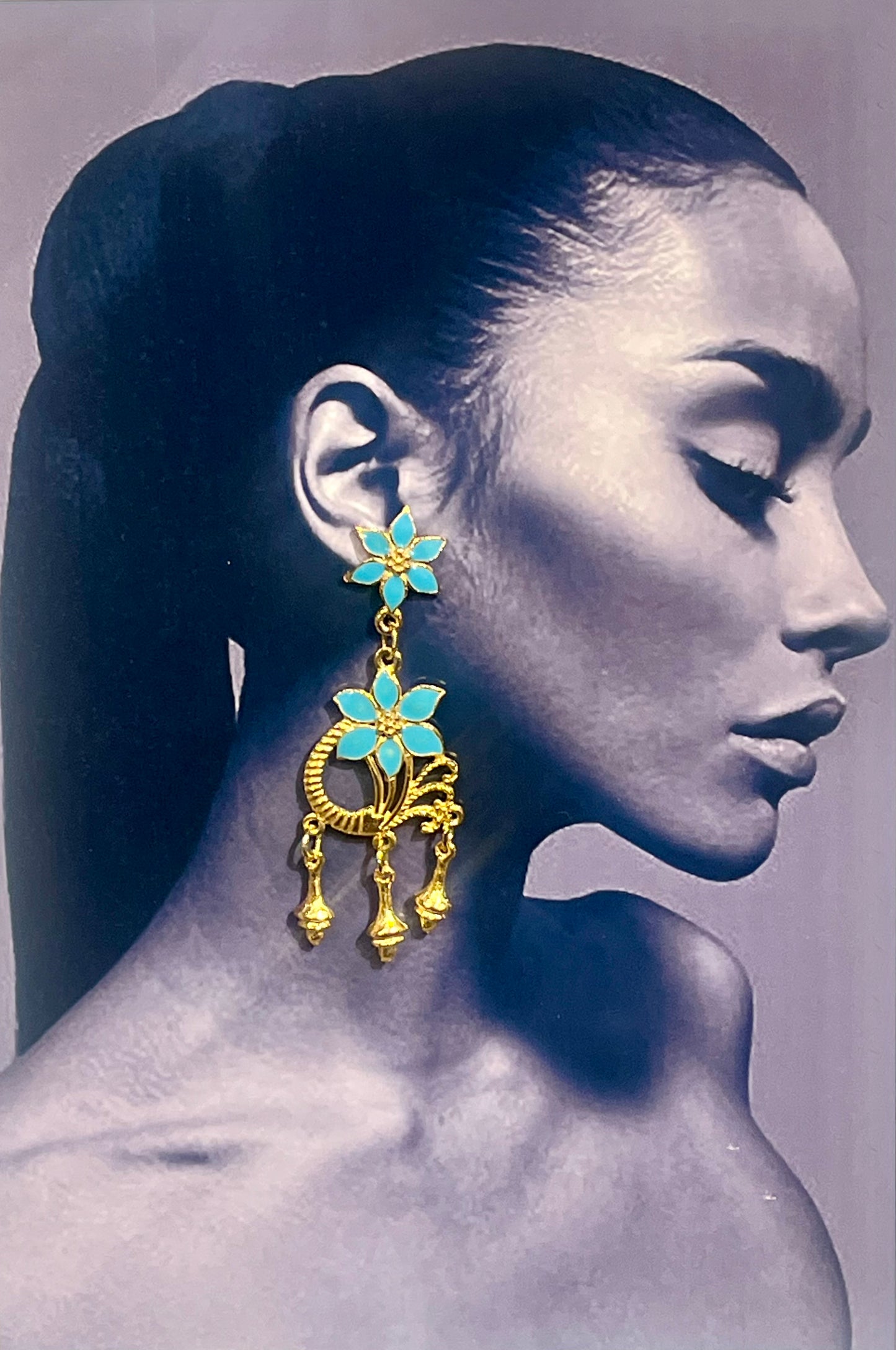 Frank Usher Turquoise Daisy Dangler Earrings