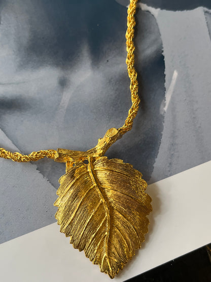 Vintage Leaf Pendant Necklace