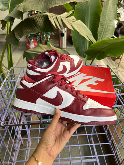 Nike Men's Dunk Low Retro Sneaker