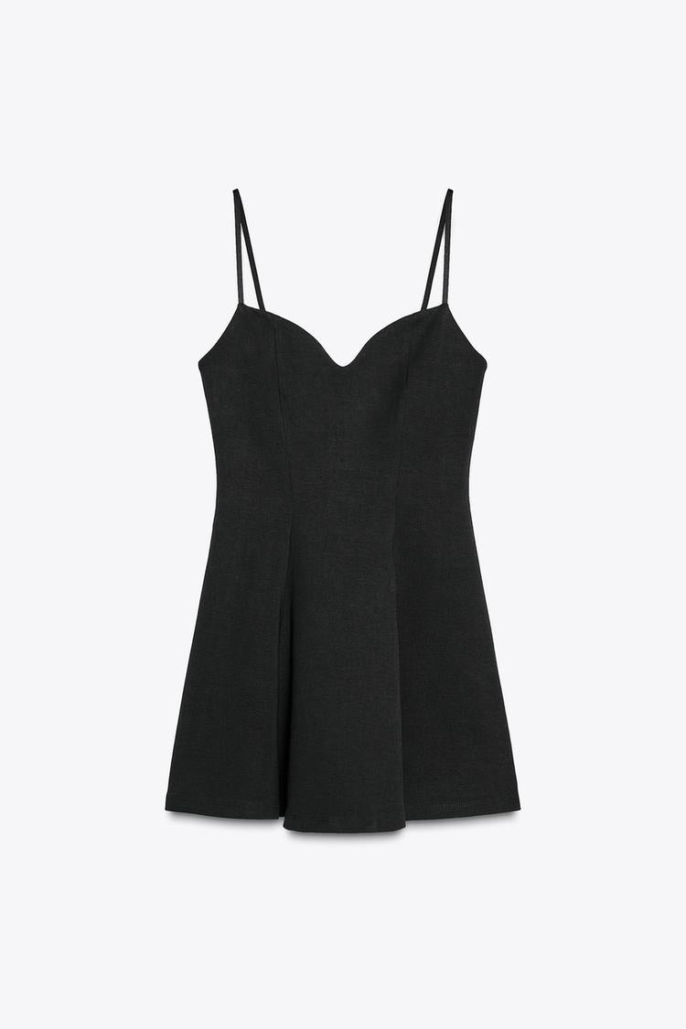 DRESS WITH SWEETHEART NECKLINE