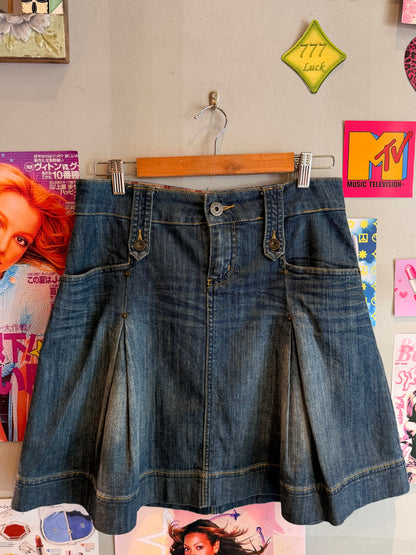 Y2K Box Pleated