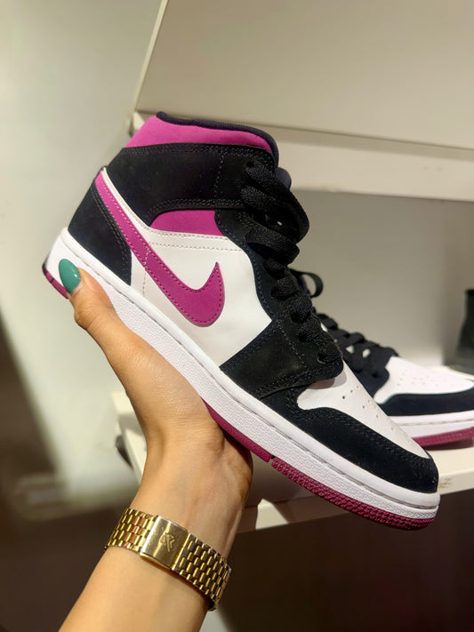 Air Jordan 1 Mid `Magenta‘ Sneakers