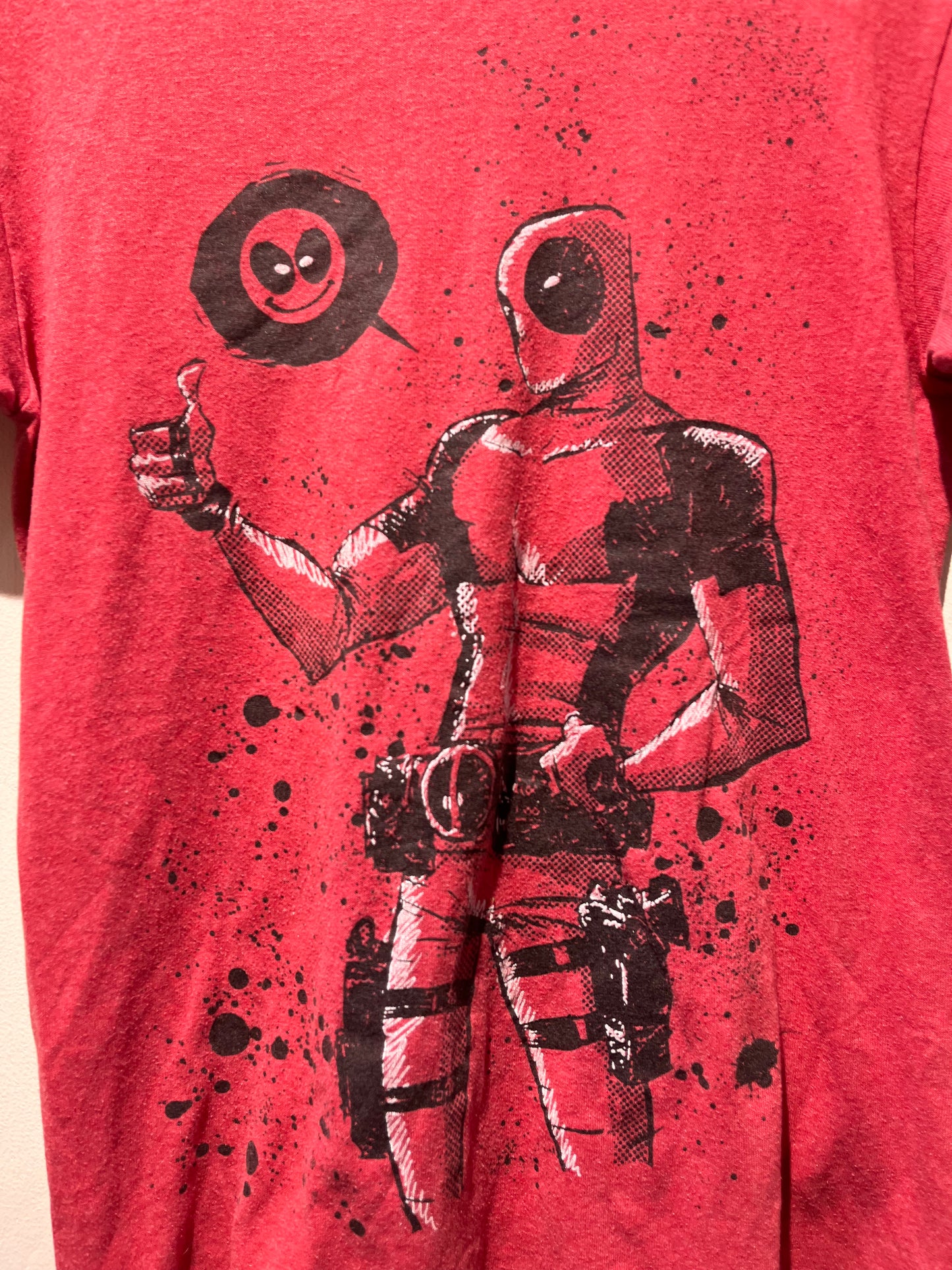 MARVEL Red tee