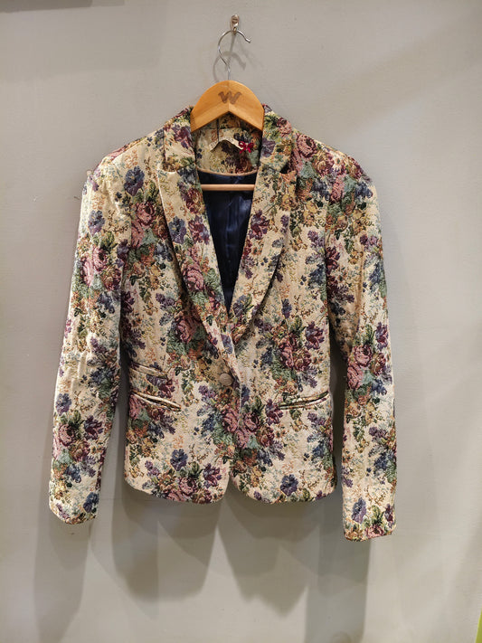 Stradivarius Floral Jaquard Blazer