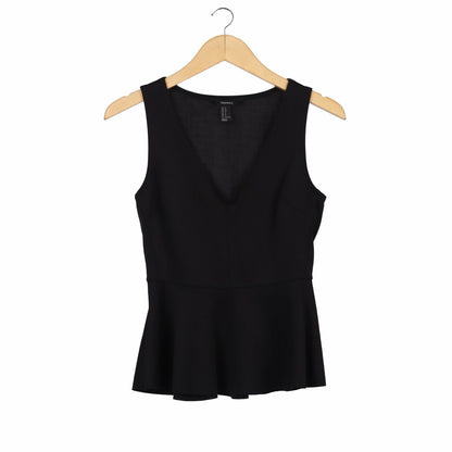 Forever 21 Black Sleeveless Top