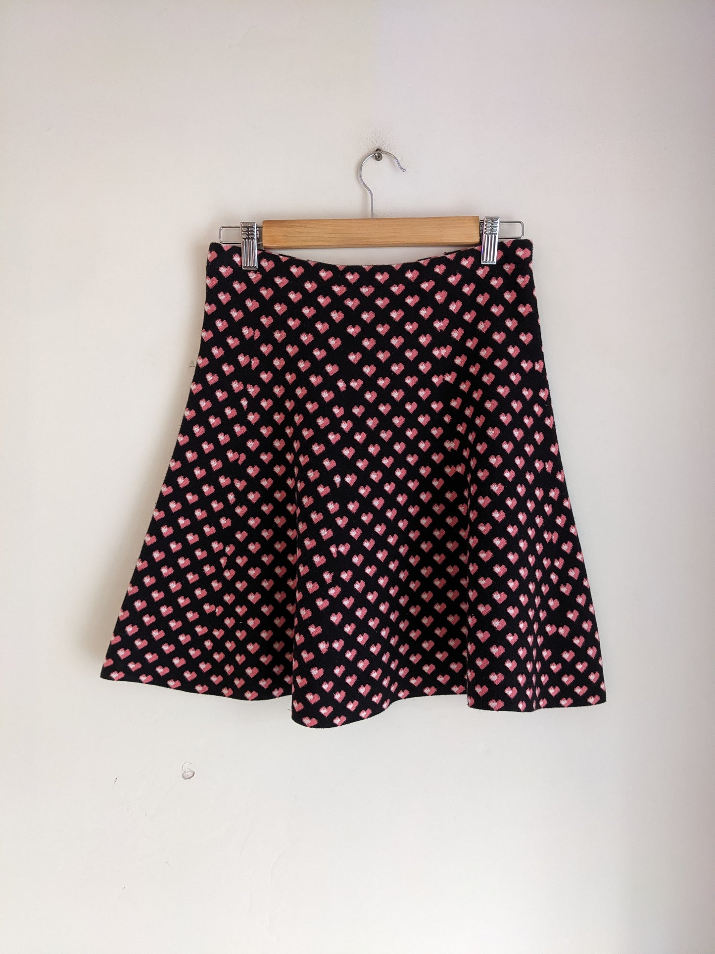 Oasis Heart Print Black Knit Skirt