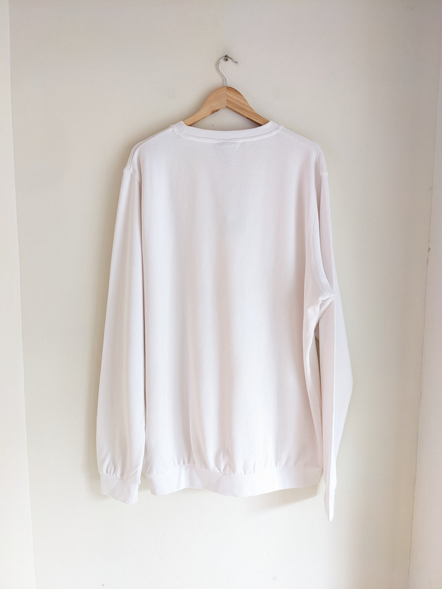 H&M White Sweatshirt