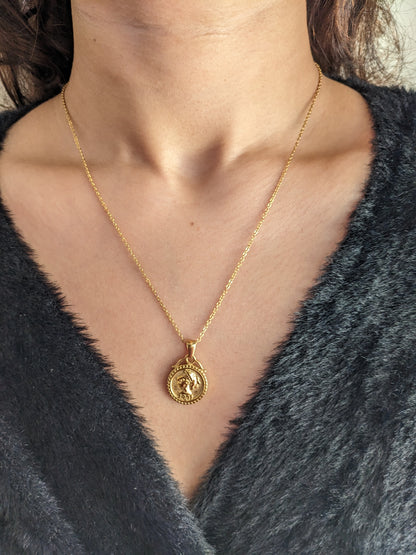 Coin Pendant With Chain