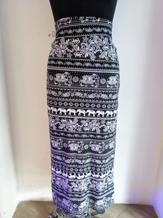 Black & White Ethnic Print Long Skirt