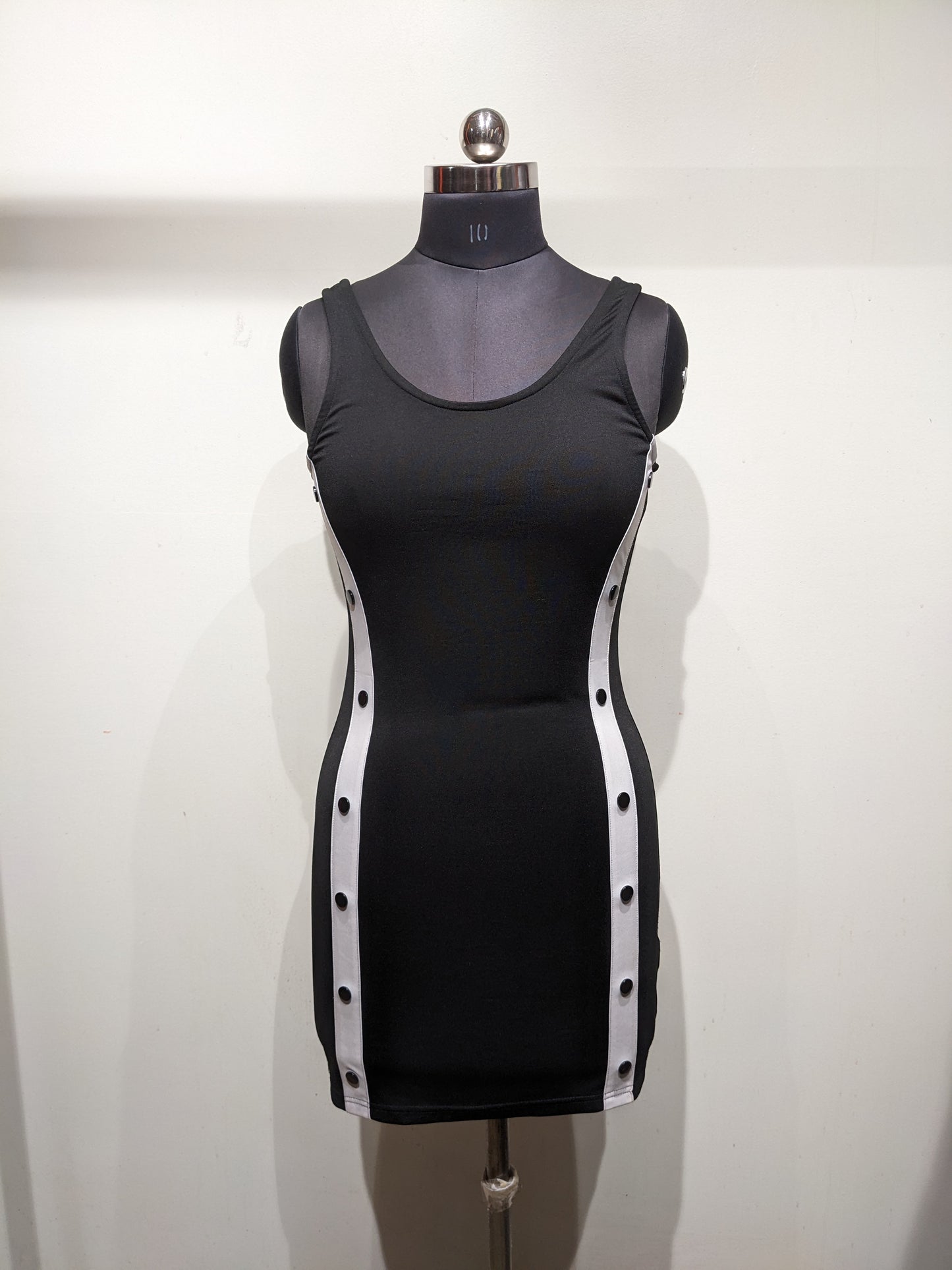 Black Sleeveless Jersey Dress