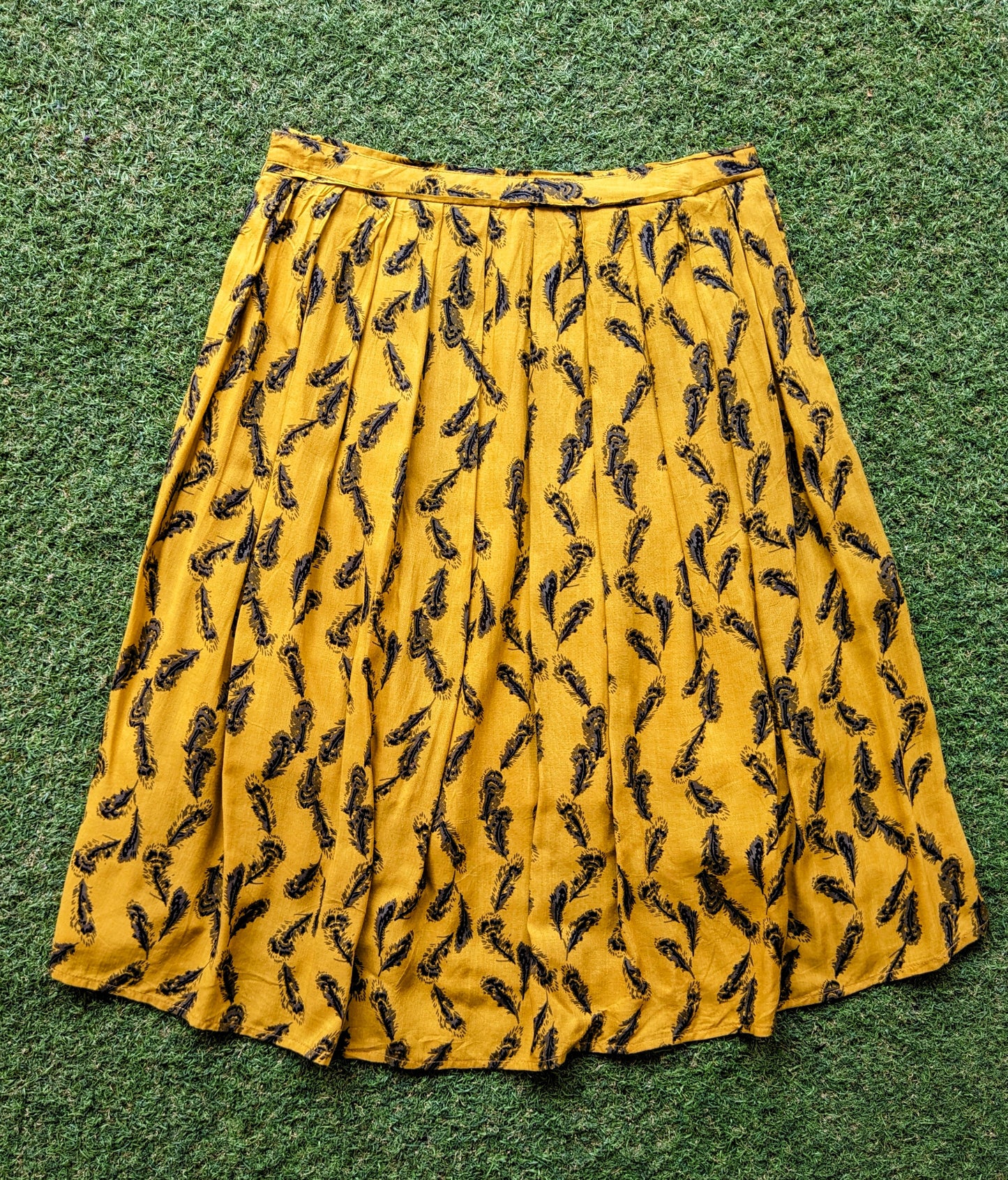 Le Shop Yellow Printed Skirt