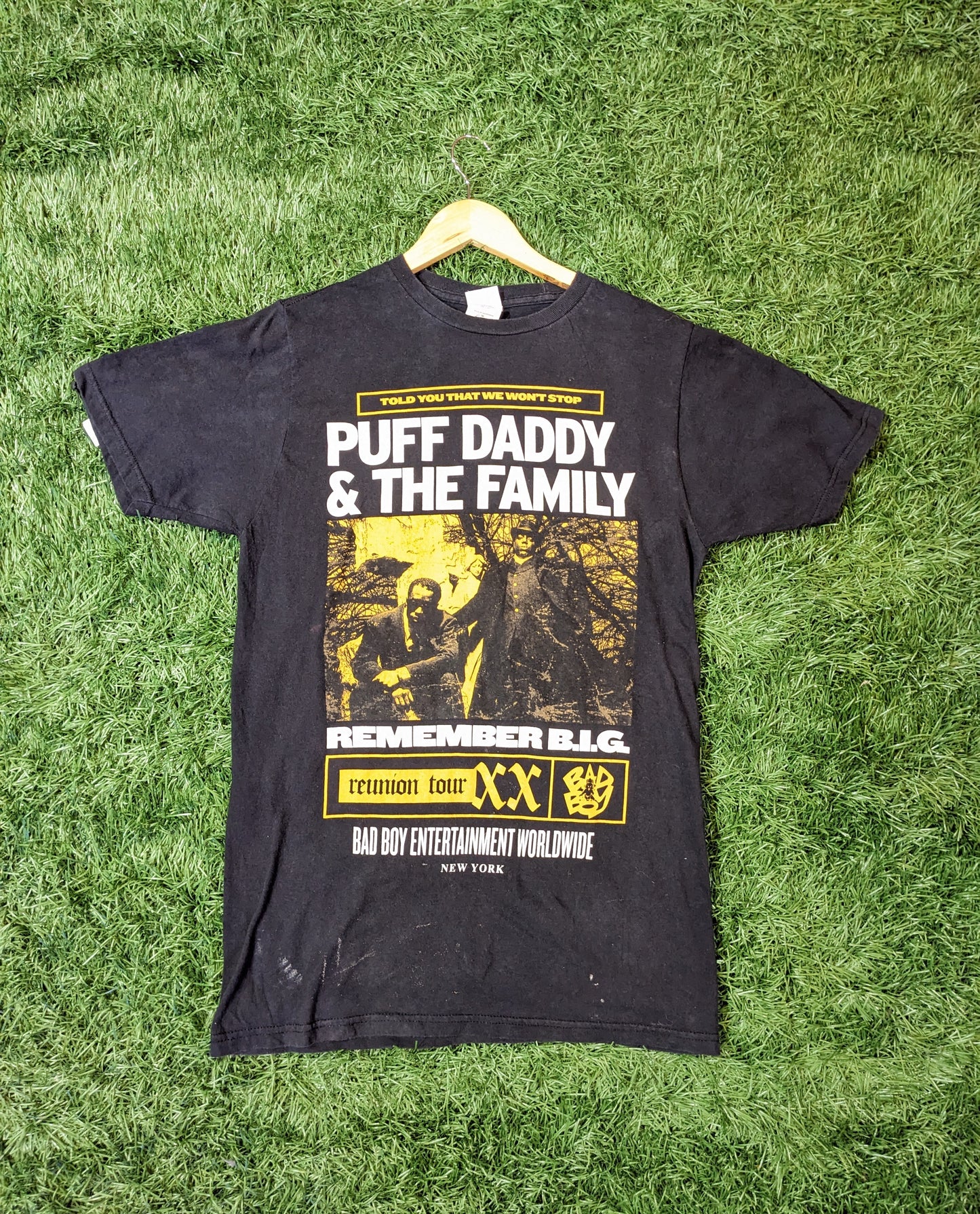 Bay Island Puff Daddy & The Family Tee