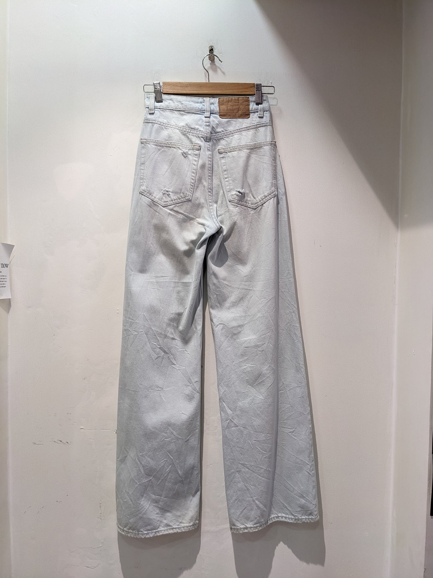 H&M Light Blue Jeans