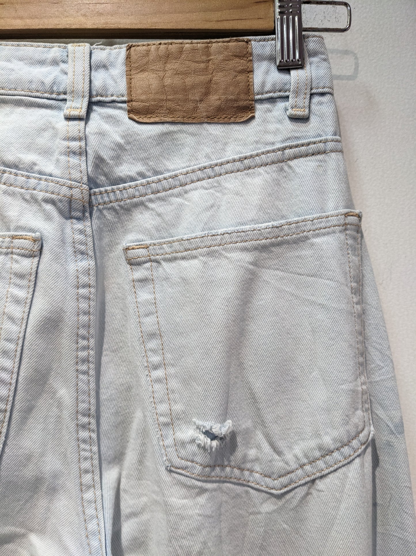 H&M Light Blue Jeans