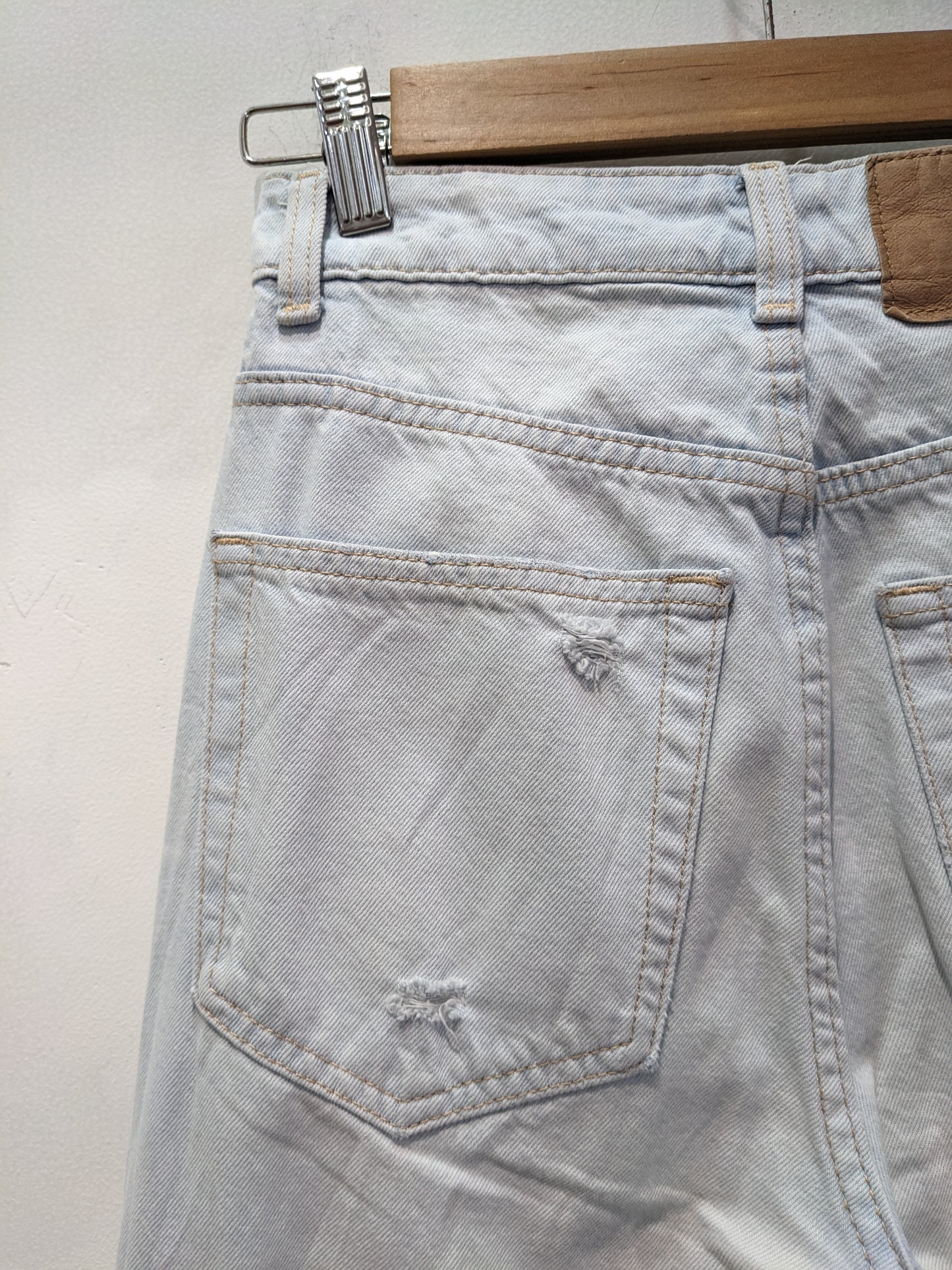 H&M Light Blue Jeans