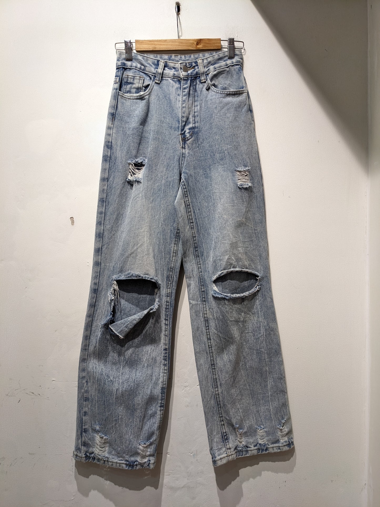 Women's Light Blue Jeans