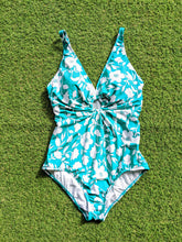 Load image into Gallery viewer, Time &amp; Tru Green &amp; White Monokini
