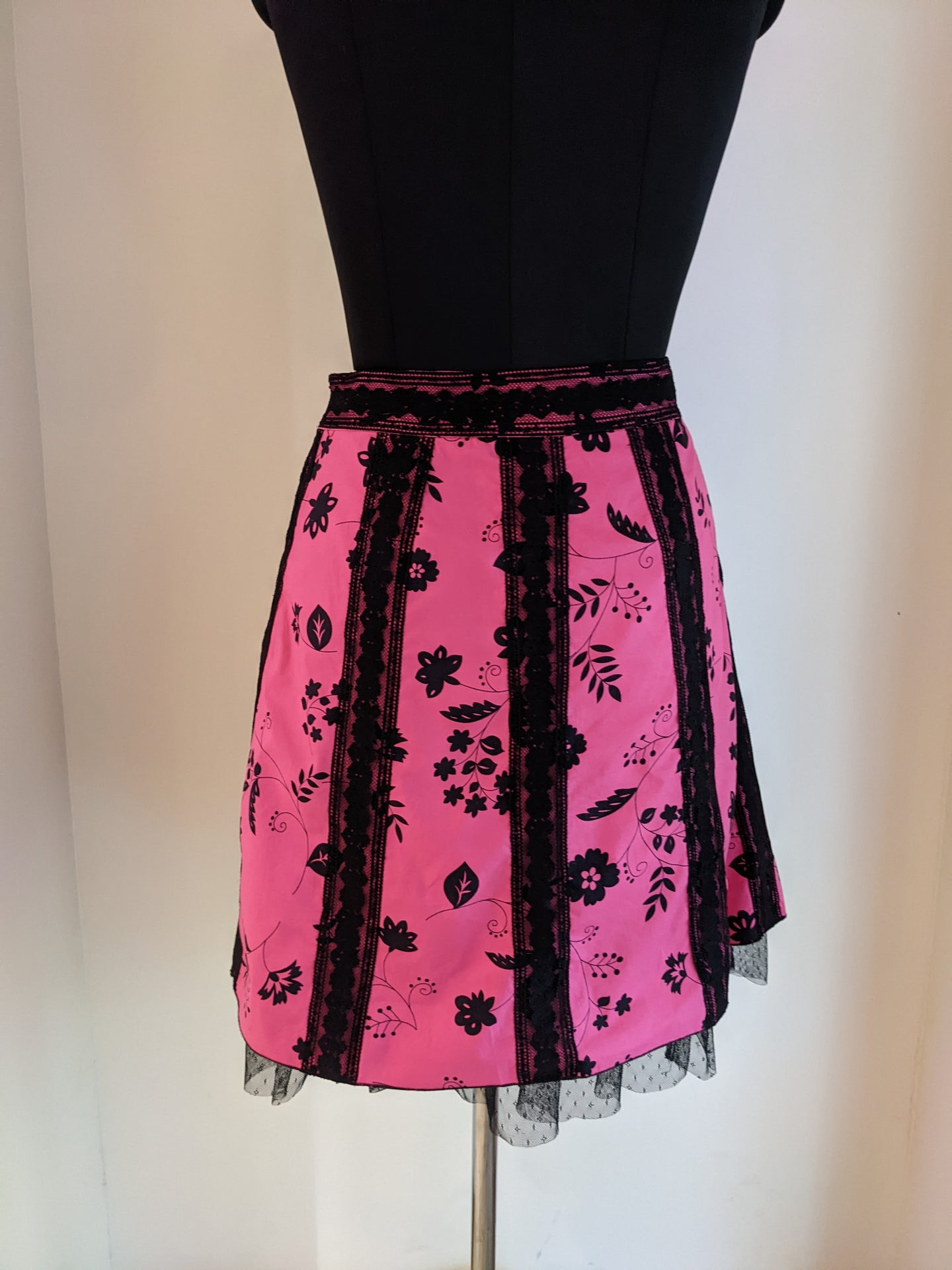 New York City Design Co.Floral Lace Skirt