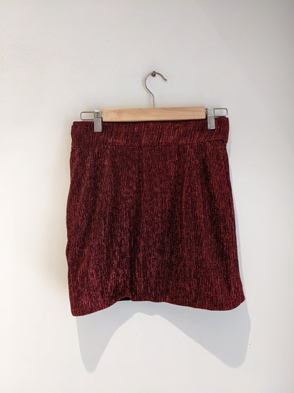 Nirmooha Red shimmer skirt/crop top set (set of 2)