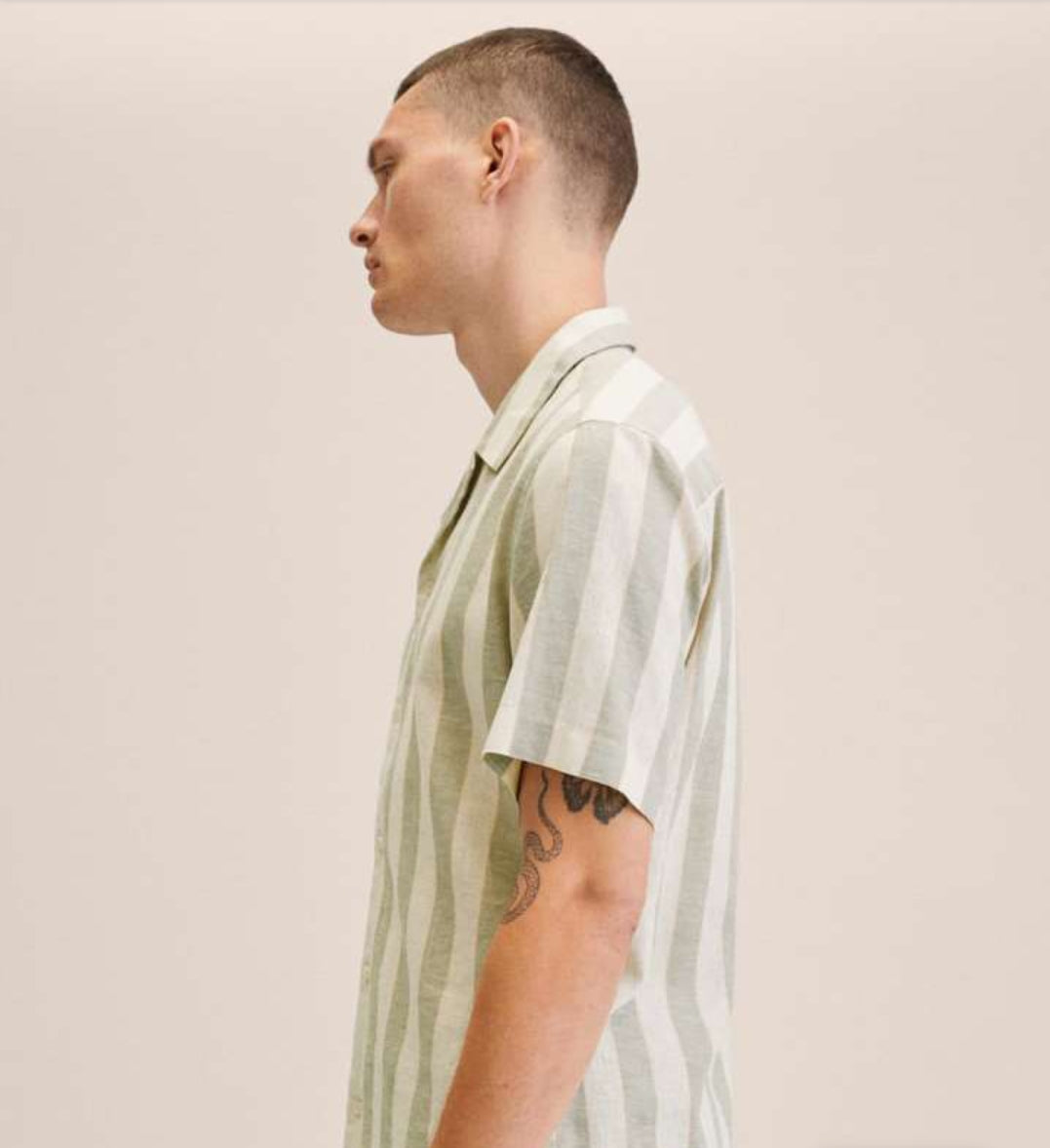 Mango Man Off White & Green Striped Casual Shirt