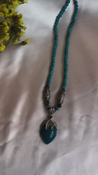 Gyu Tibetan Turquoise Neckpiece