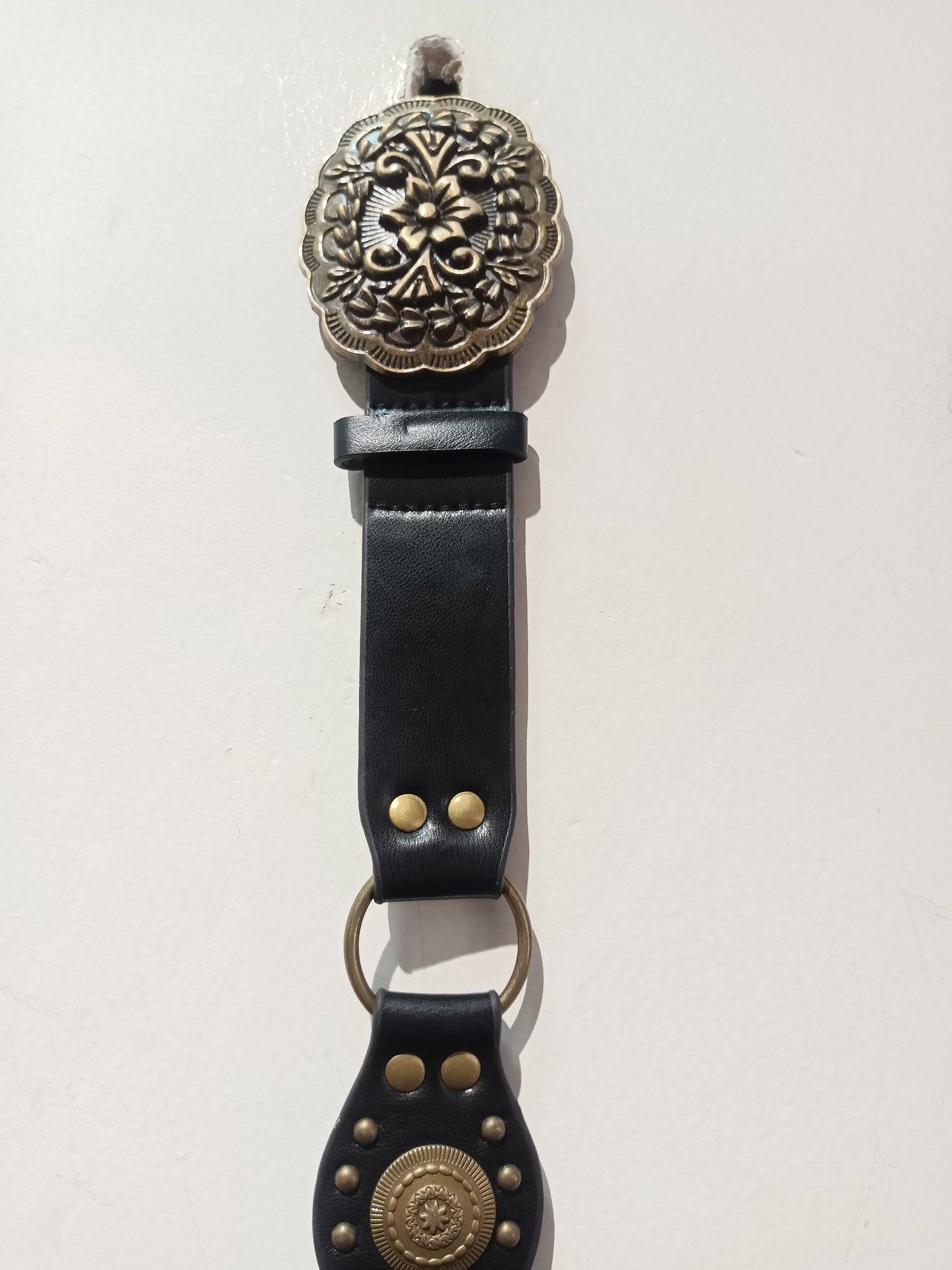 Western Vintage Rivet Leather Belt