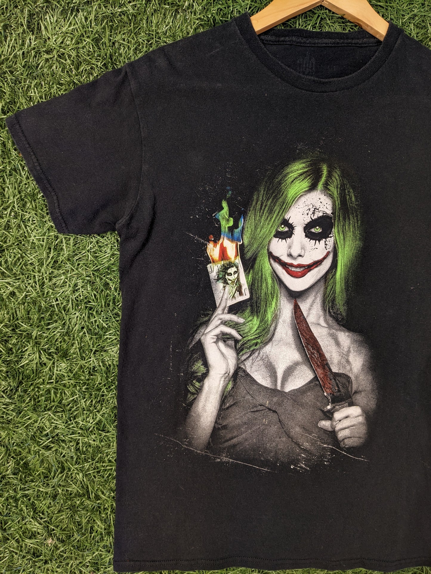 Lady Joker Vintage Tee