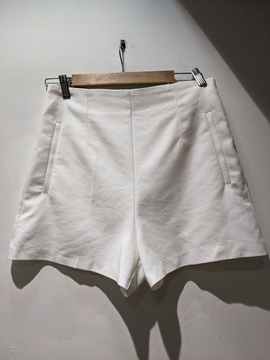 Zara White Shorts